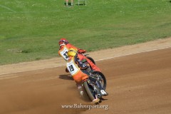 STom00404